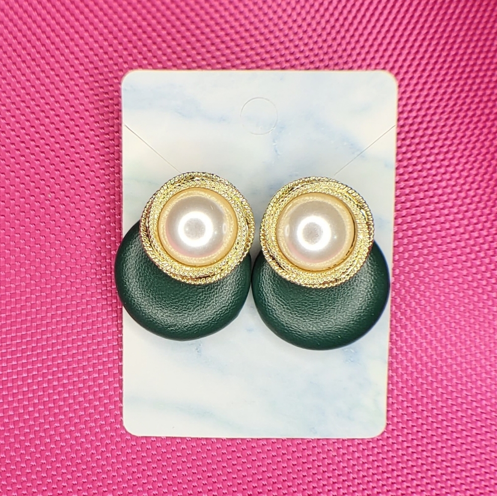 Aretes